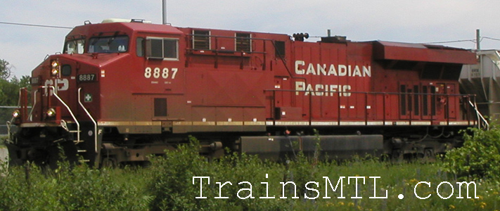 Locomotive CP8887 left side / coté gauche